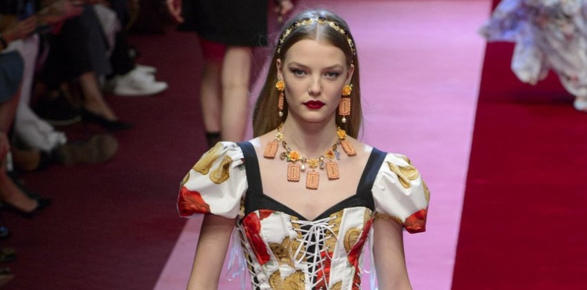 Dolce & Gabbana показали платья с апельсинами - Женский блог.
