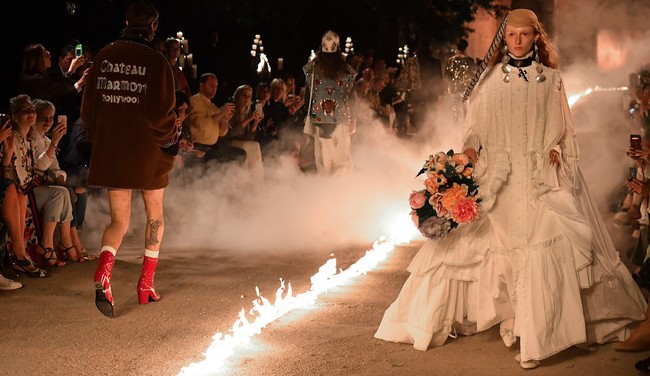 Мрачные тени: показ Gucci Cruise - Женский блог.