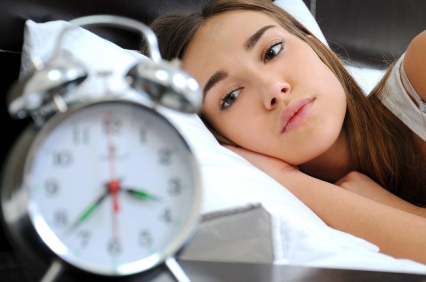 Как быстро заснуть ночью или днем, если не спится - «Здоровье»